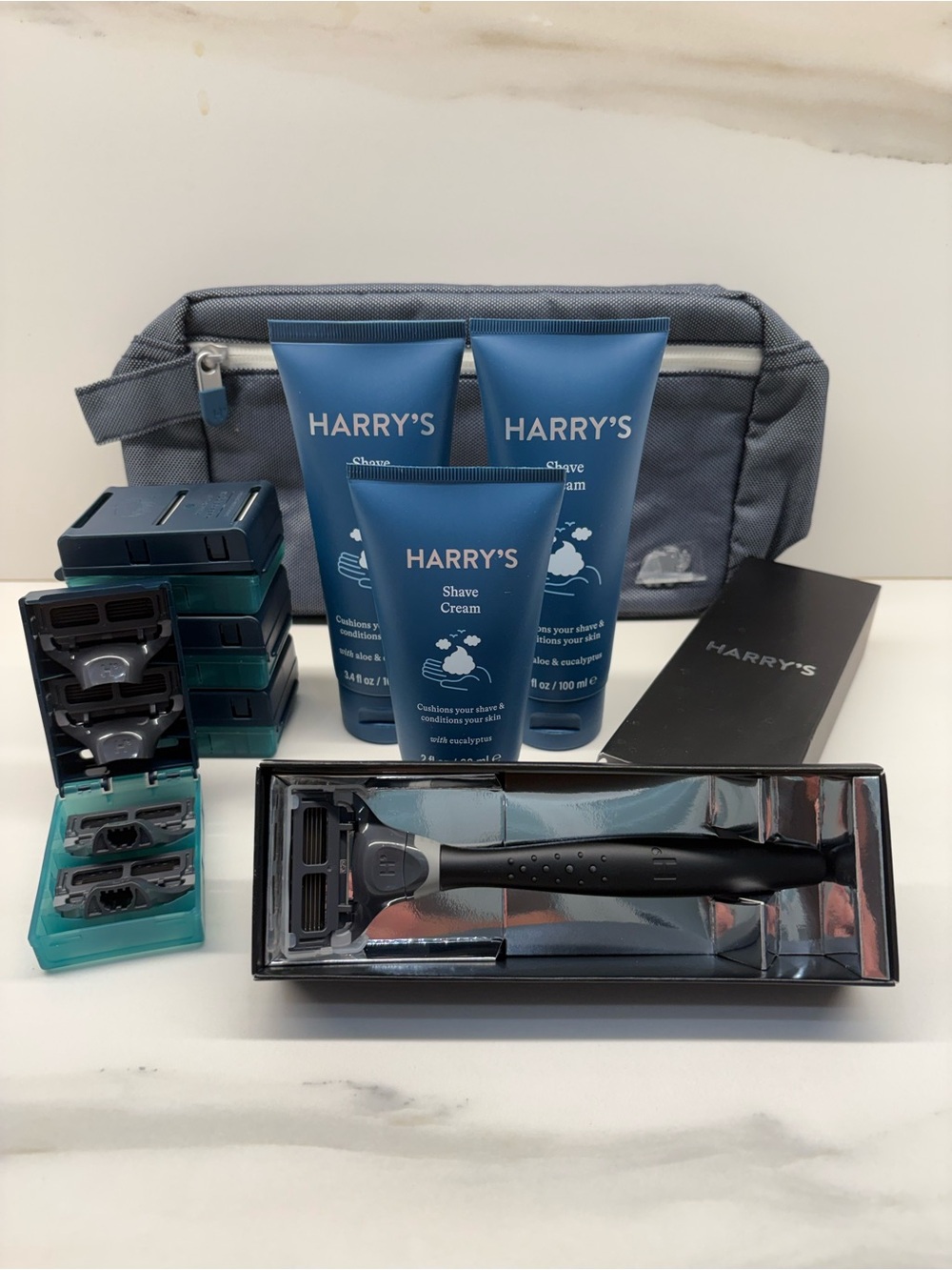 Harry’s Men's Shaving Set — Razor, Blades, Cream, Bag